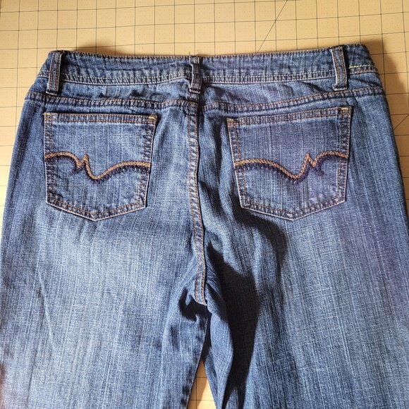 SO Flare Jeans Junior Size 11 Long - Picture 3 of 5
